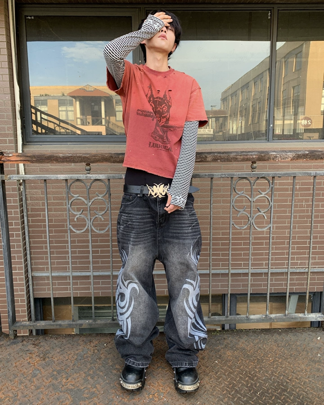 フェードレッドデザイン短丈Tシャツ FM0120