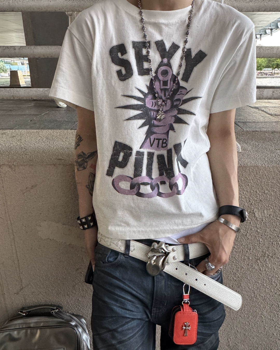 ガンデザイン短丈Tシャツ FM0129