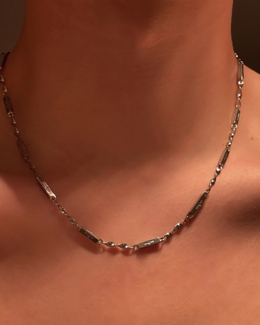 シルバーツイストネックレス　L0081