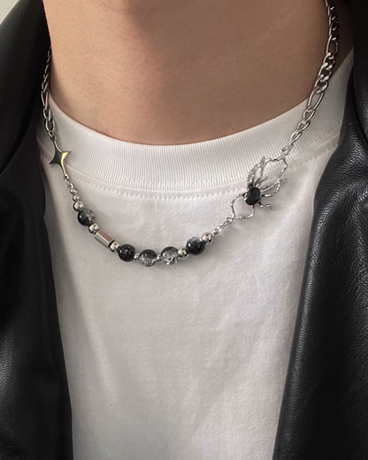ブラックチャームネックレス　L0085