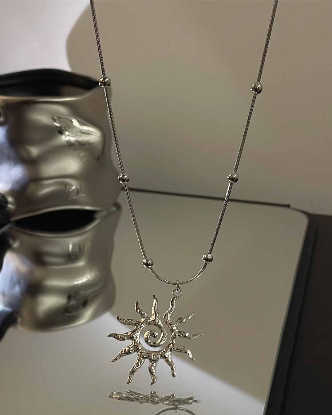 シルバーサンモチーフネックレス　L0101