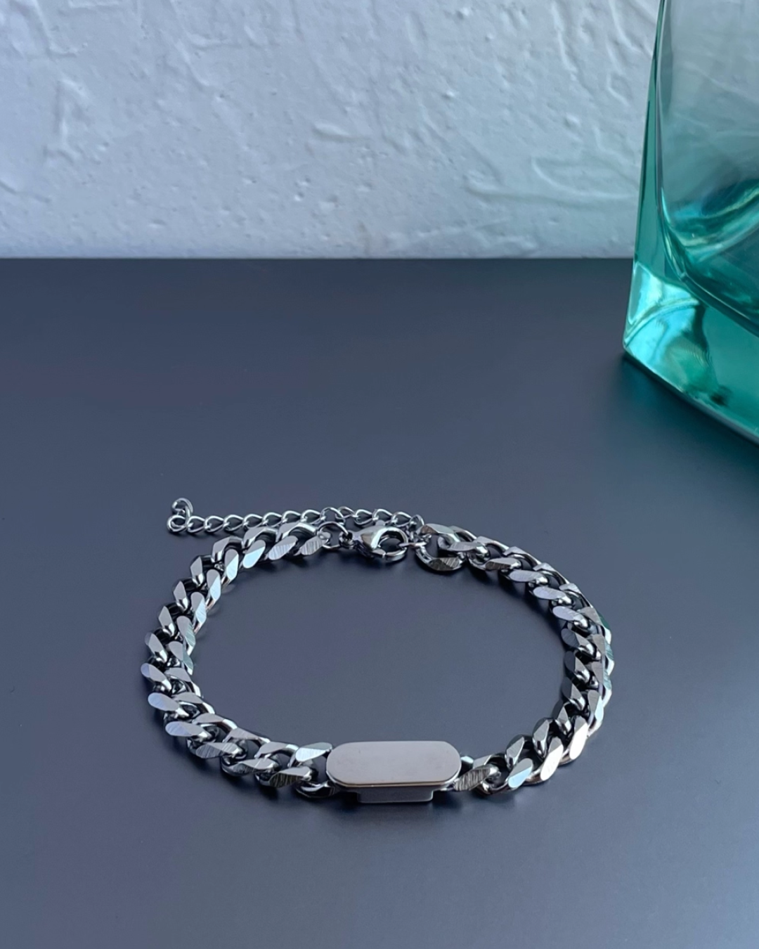 シルバースクエアチャームブレスレット　L00144