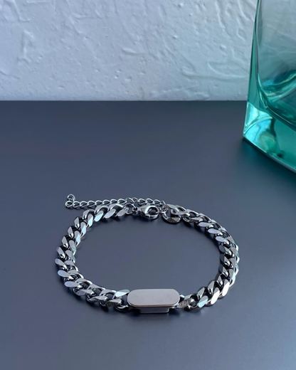 シルバースクエアチャームブレスレット　L00144