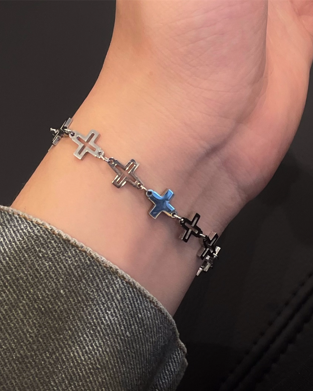 シルバークロスデザインブレスレット　L00145