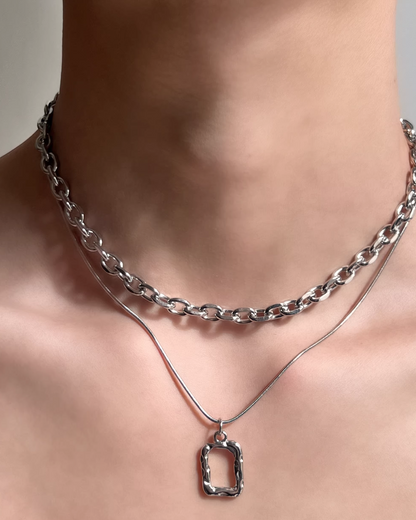ダブルシルバーチャームネックレス　L0276