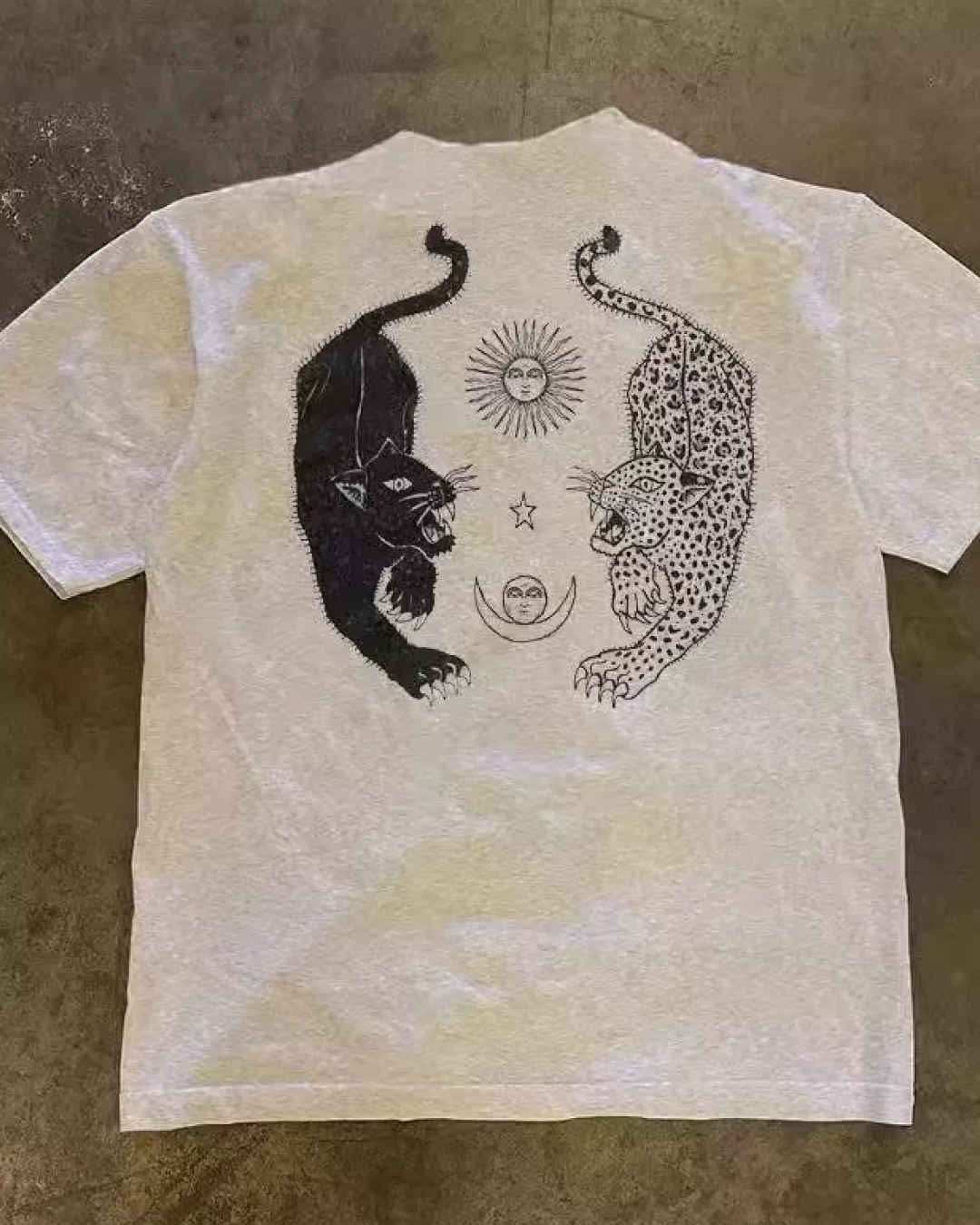 バックモチーフデザインTシャツ L0338