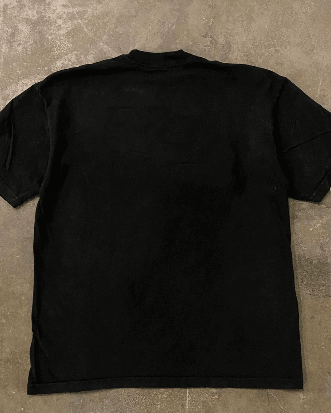 ネックスネークTシャツ L0340