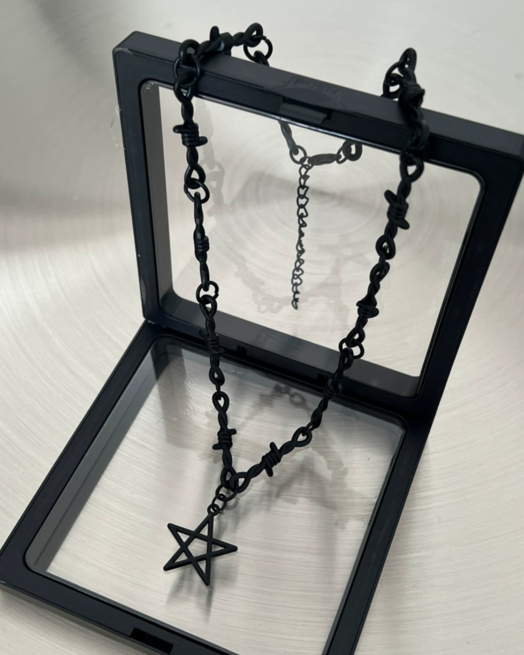ブラックスターネックレス　L0399