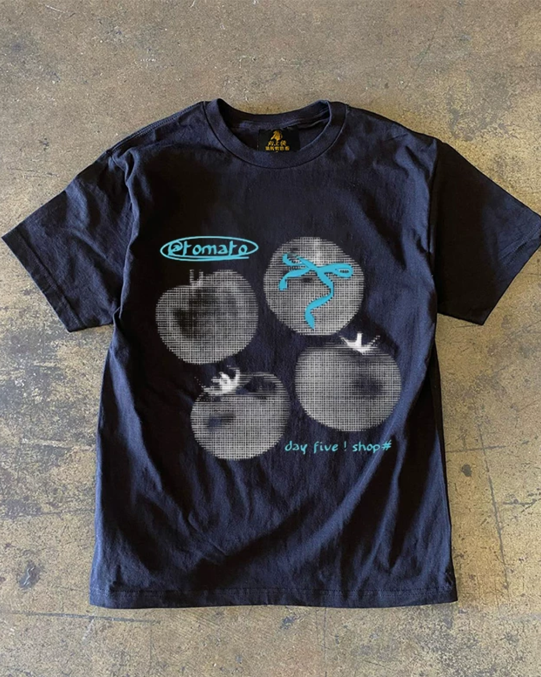 トマトデザインTシャツ L0572