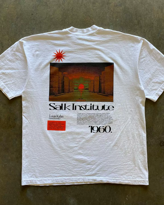 バックルインズデザインTシャツ L0630