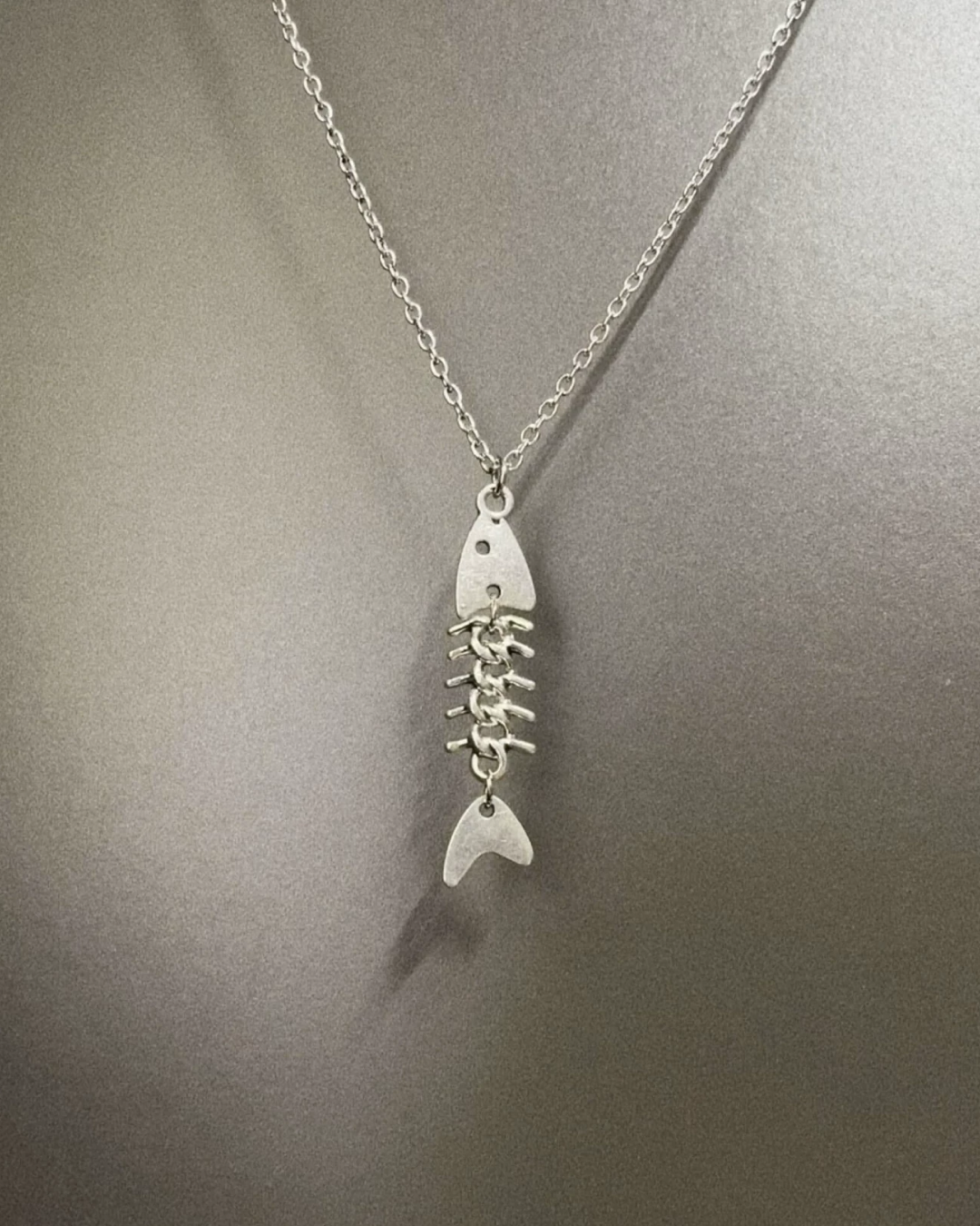 フィッシュボーンネックレス　L0645