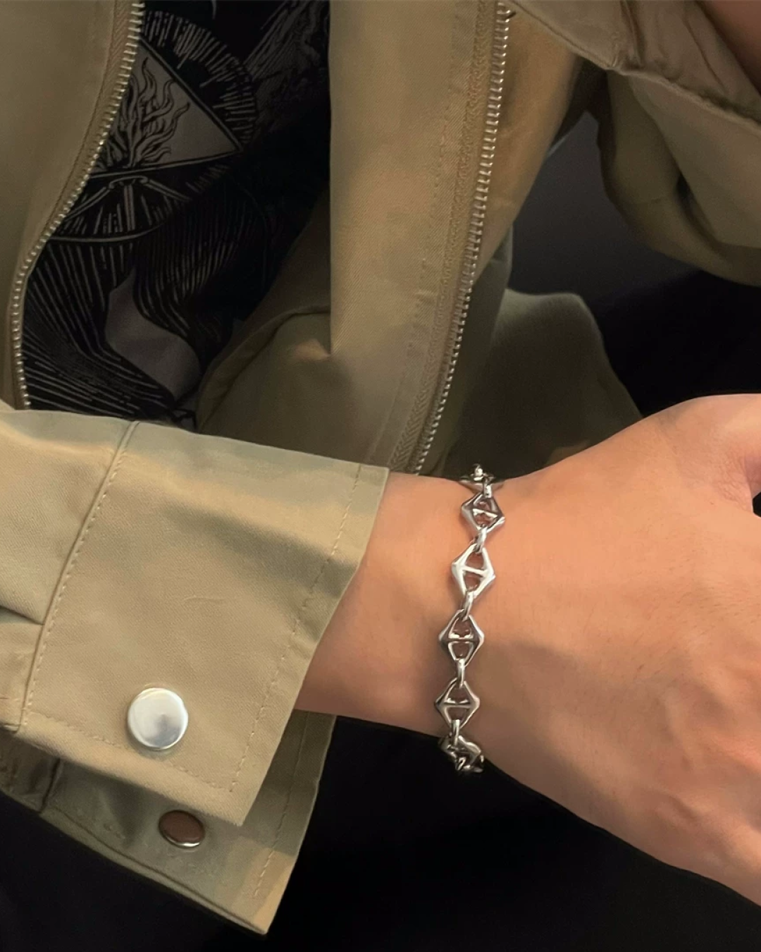 アクセントコネクトデザインブレスレット　L0728