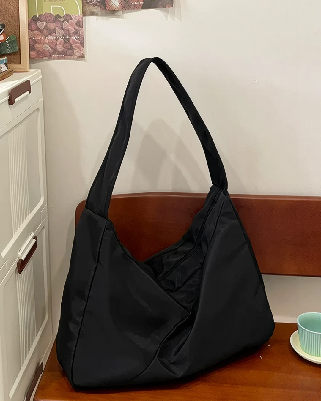 ビッグナイロンショルダーバッグ　L0746
