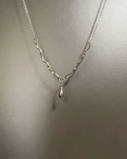 シルバーデザインネックレス　L0701