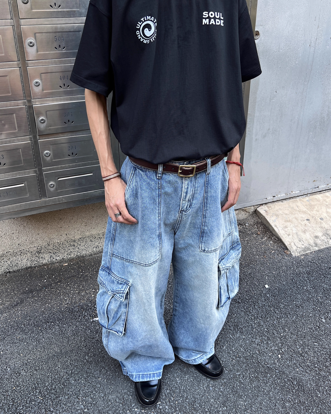 ウォッシュバギーブルーデニムパンツ　SO0010